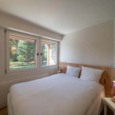 Villa Charming 5br Duplex - What'app - 0039-3512-039-610 - For Reservations! *