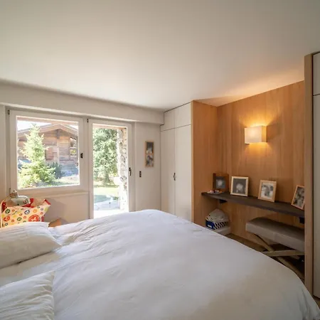 Villa Charming 5br Duplex - What'app - 0039-3512-039-610 - For Reservations! Verbier